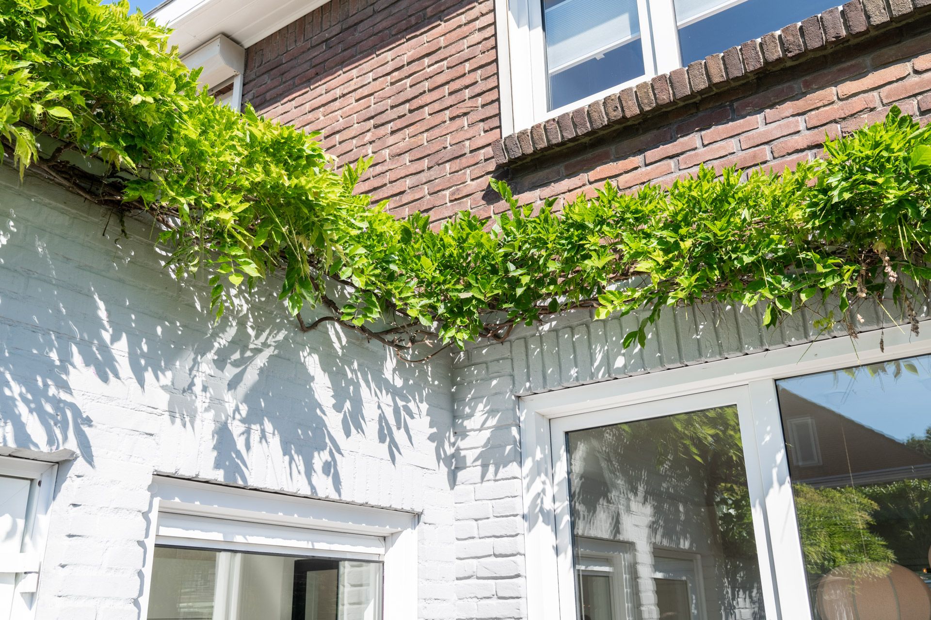 Move-in Ready 1930s Family Home with Large Insulated Garage in Tongelre — 45