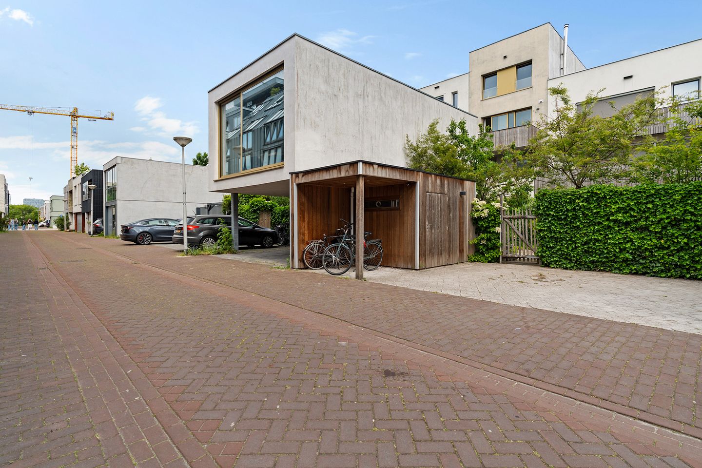 View photo 4 of Kaasjeskruidstraat 48