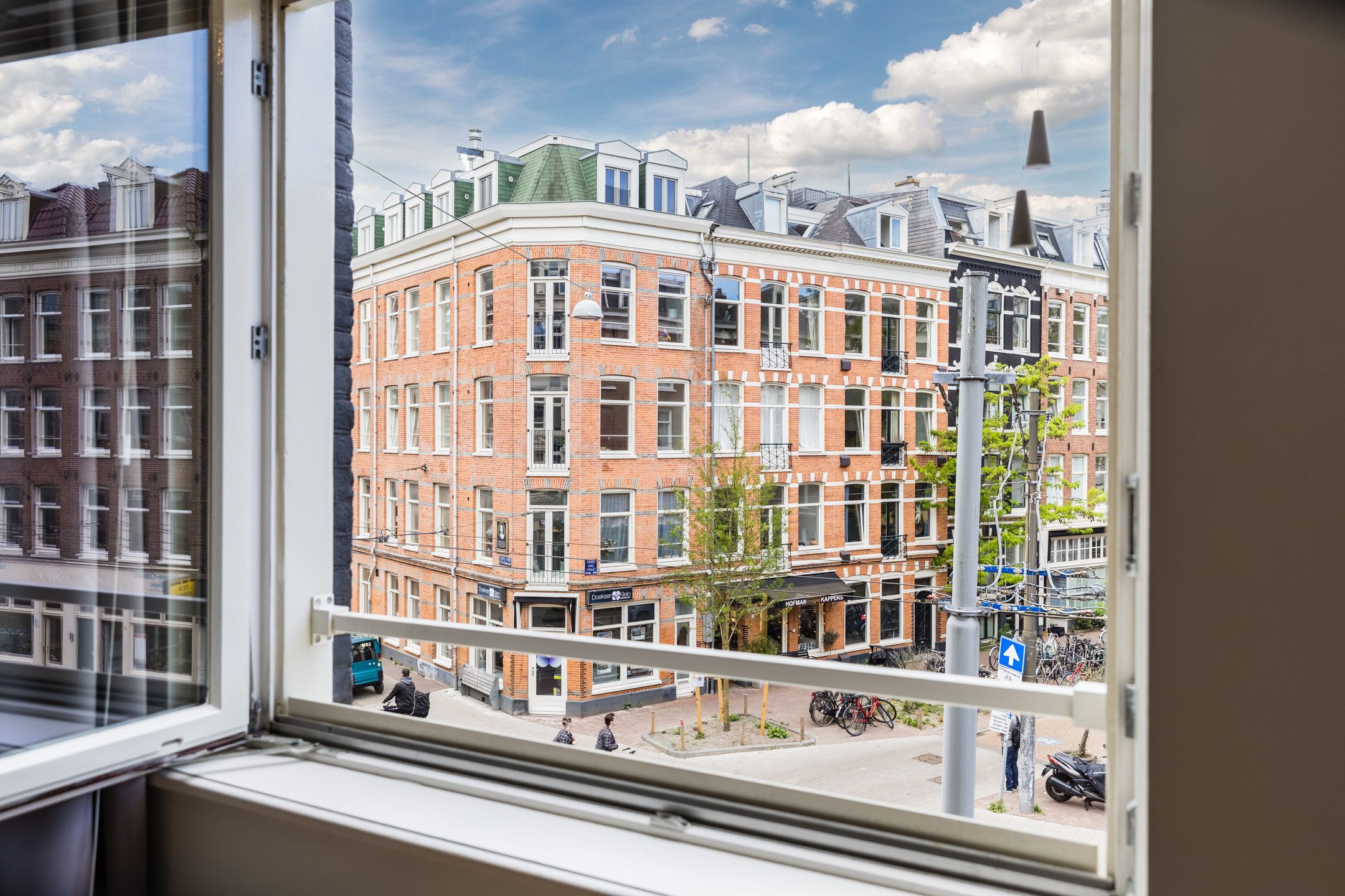 Photo 30 of Albert Cuypstraat 40-B