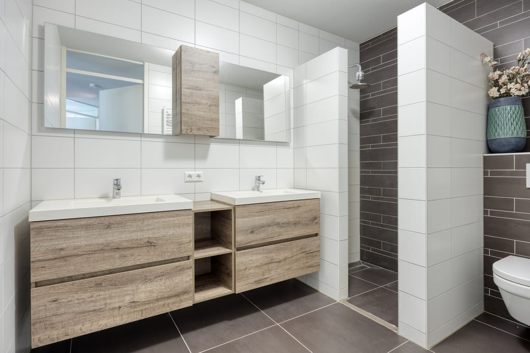 Modern Gas-Free Apartment with Spacious Covered Balcony in Terwijde — 26