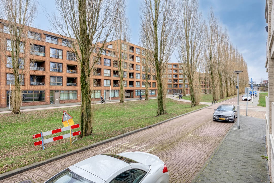 Modern Gas-Free Apartment with Spacious Covered Balcony in Terwijde — 43