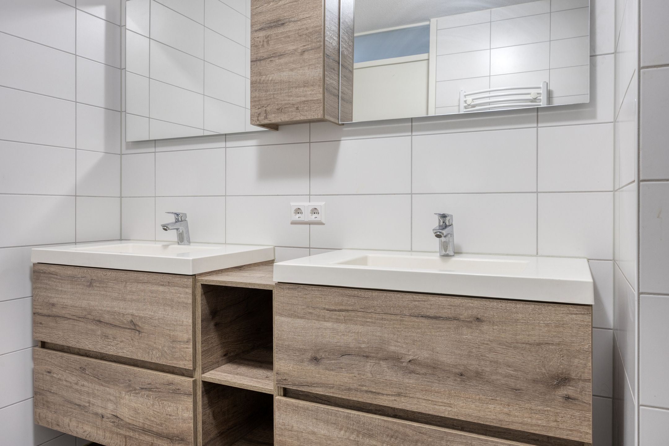 Modern Gas-Free Apartment with Spacious Covered Balcony in Terwijde — 27
