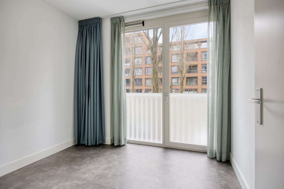 Modern Gas-Free Apartment with Spacious Covered Balcony in Terwijde — 31