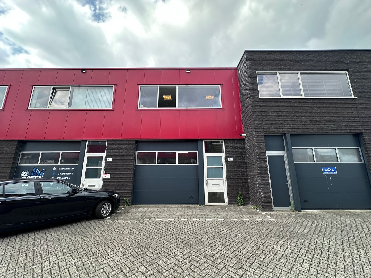 Bekijk foto 1 van Oosteinde 11-v