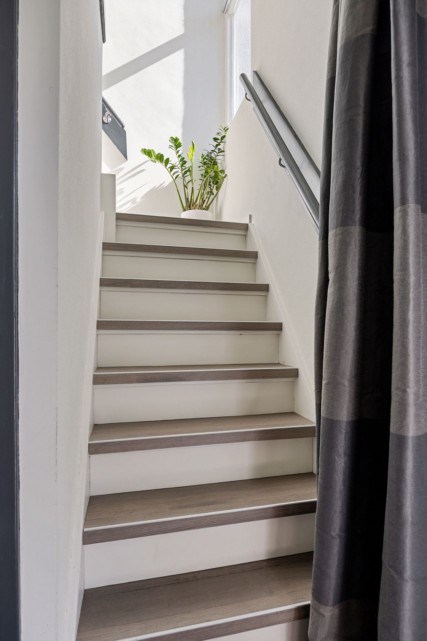 Photo 18 of Van Coevordenstraat 45