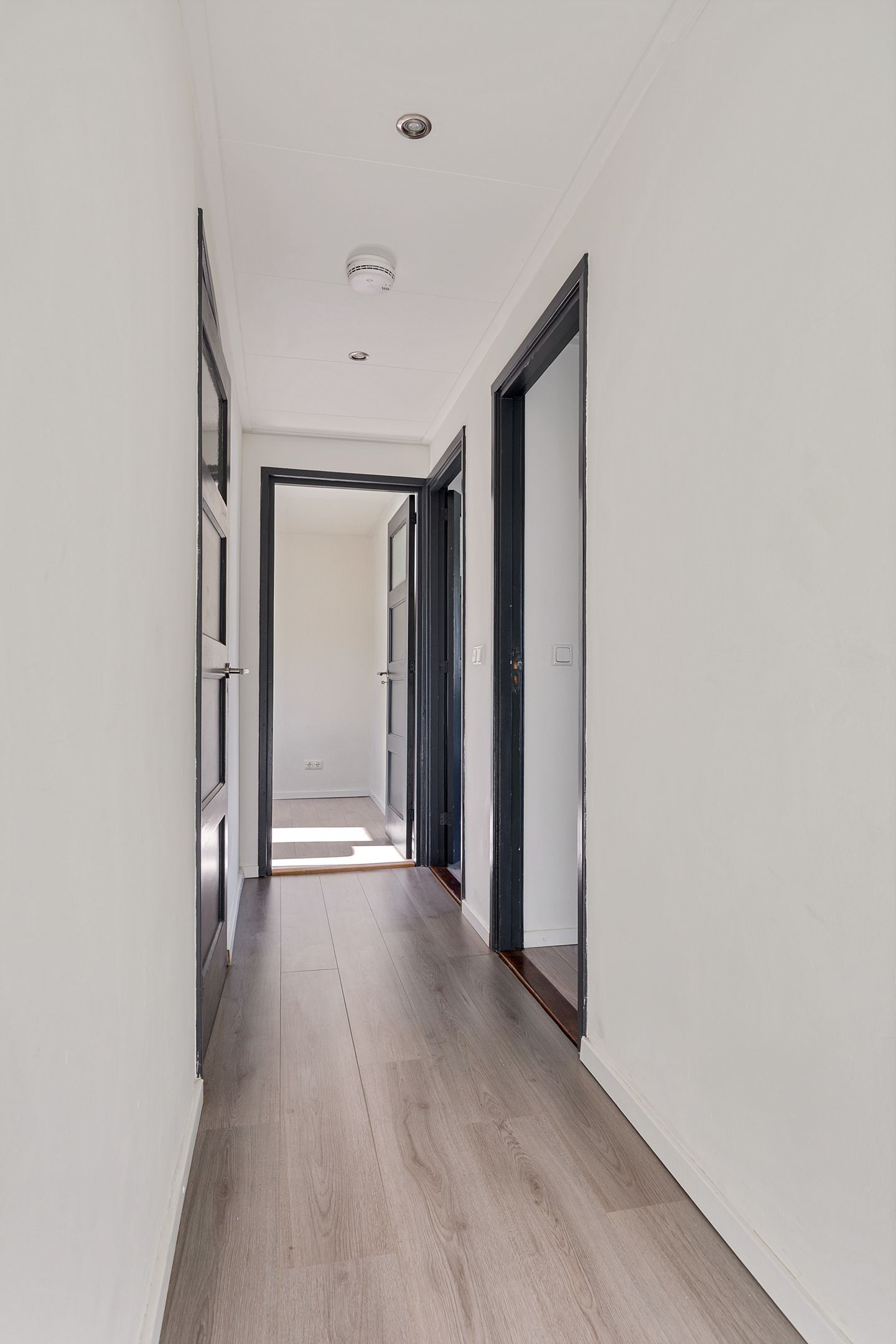 Photo 19 of Van Coevordenstraat 45
