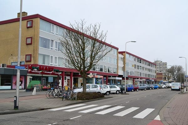 Bekijk foto 2 van Oranjelaan 29