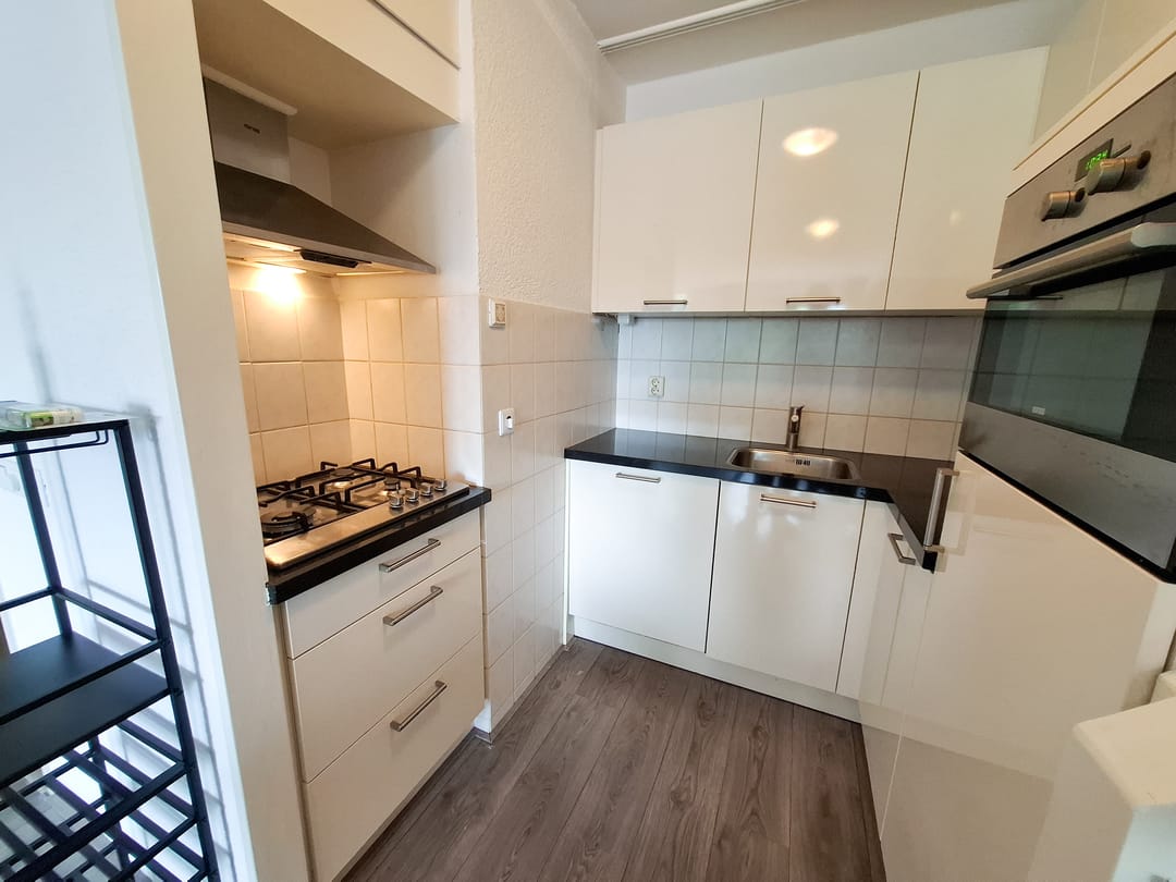 Finished 3-Room Apartment with Balcony in Gestel — 11