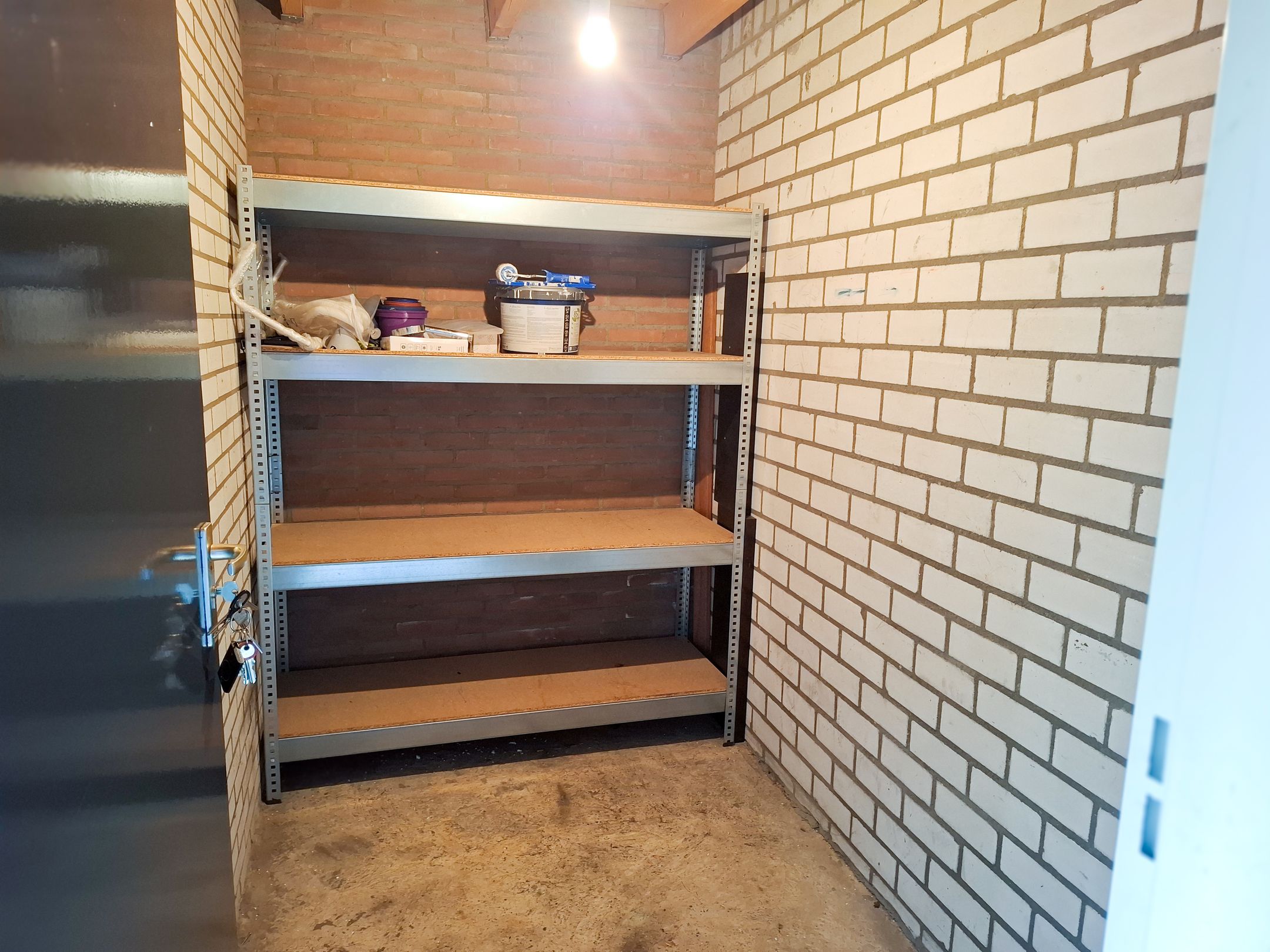 Finished 3-Room Apartment with Balcony in Gestel — 21