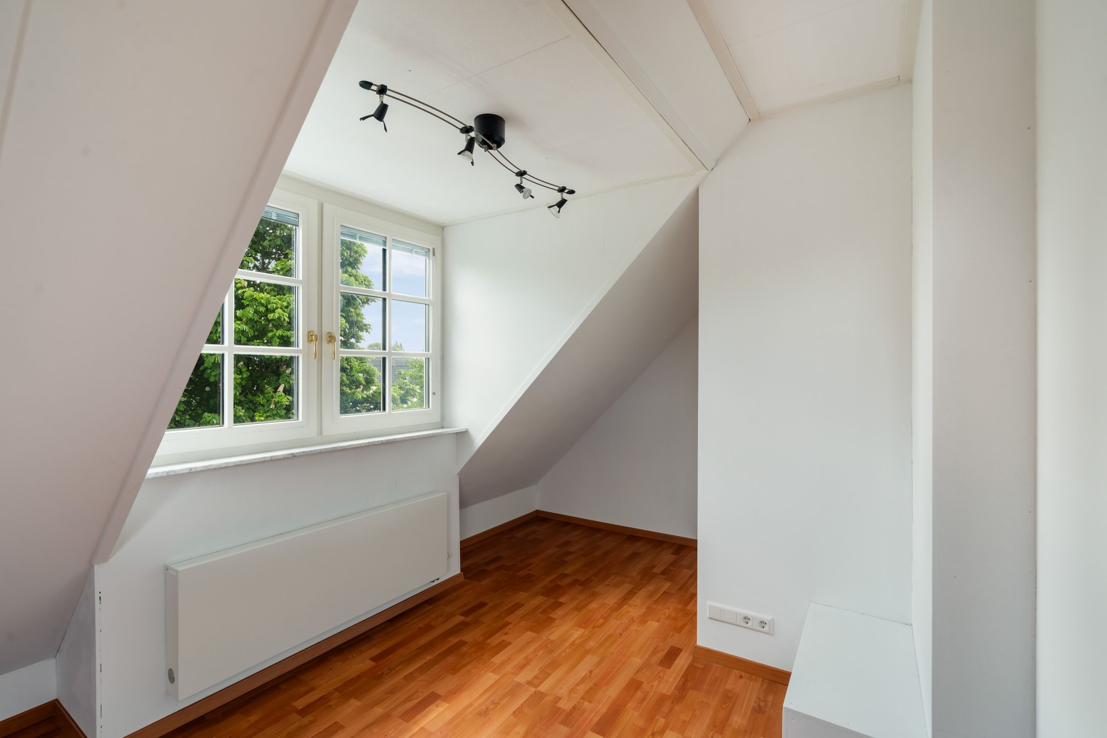 Foto 42 van Libellestraat 2