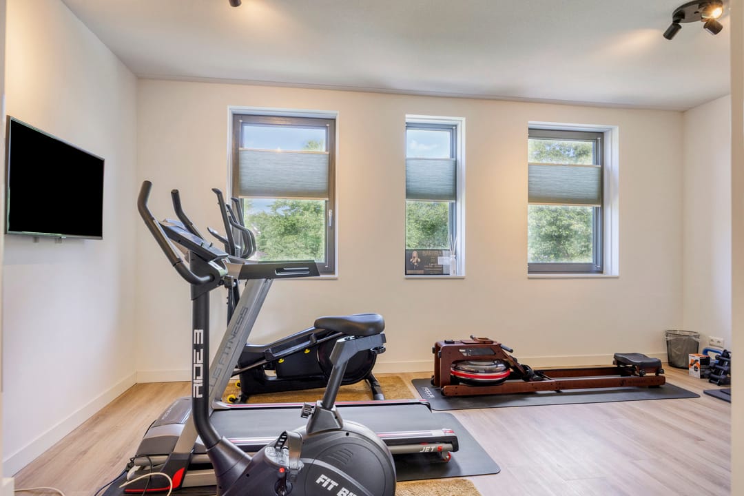 Modern Energy Efficient Semi-Detached Home in Mill with South Facing Garden — 37