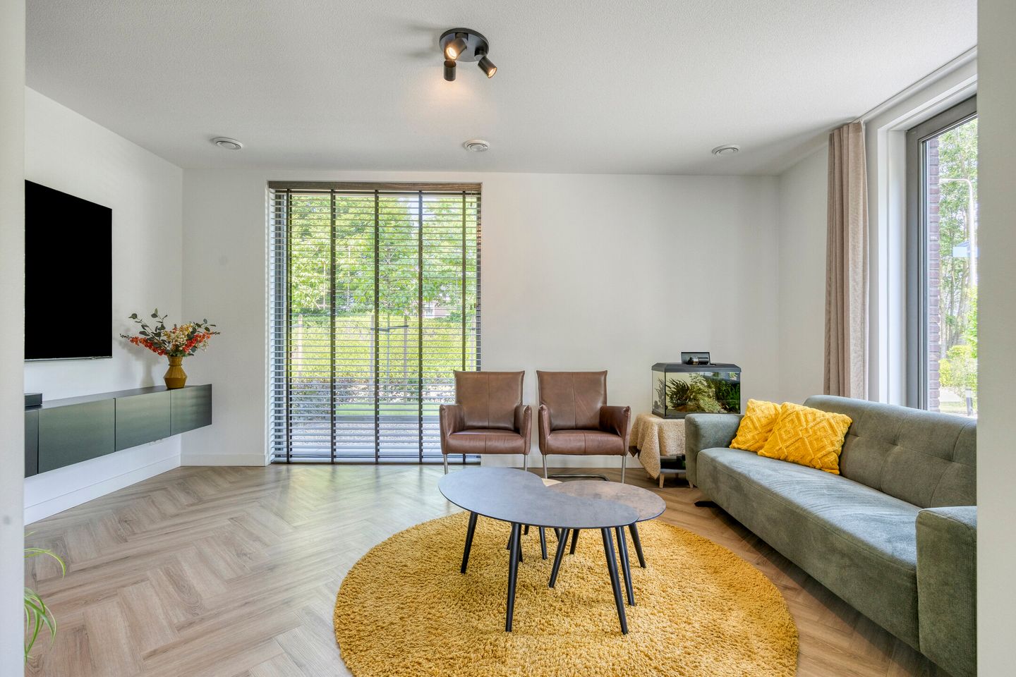 Modern Energy Efficient Semi-Detached Home in Mill with South Facing Garden — 14