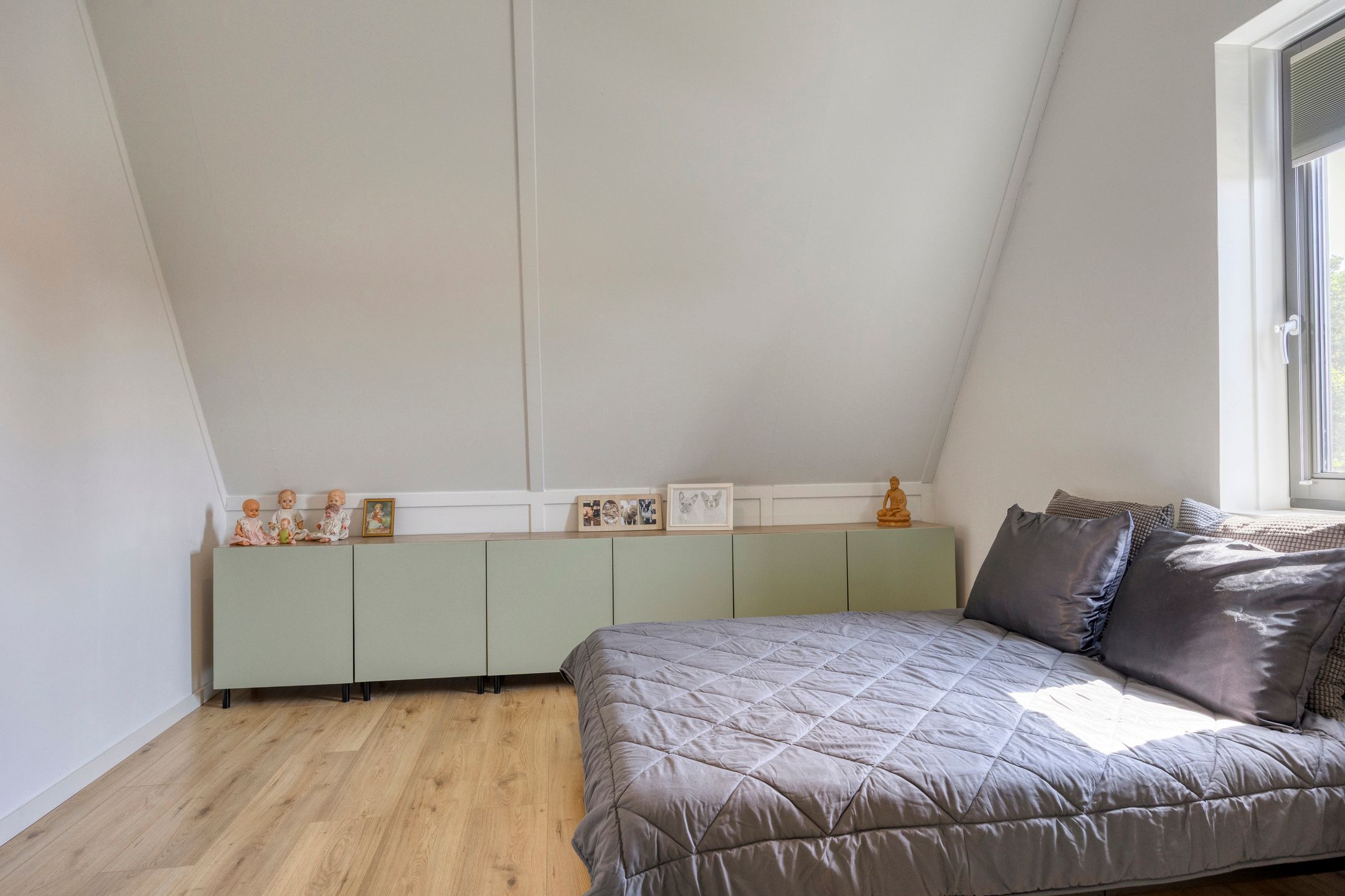 Modern Energy Efficient Semi-Detached Home in Mill with South Facing Garden — 48