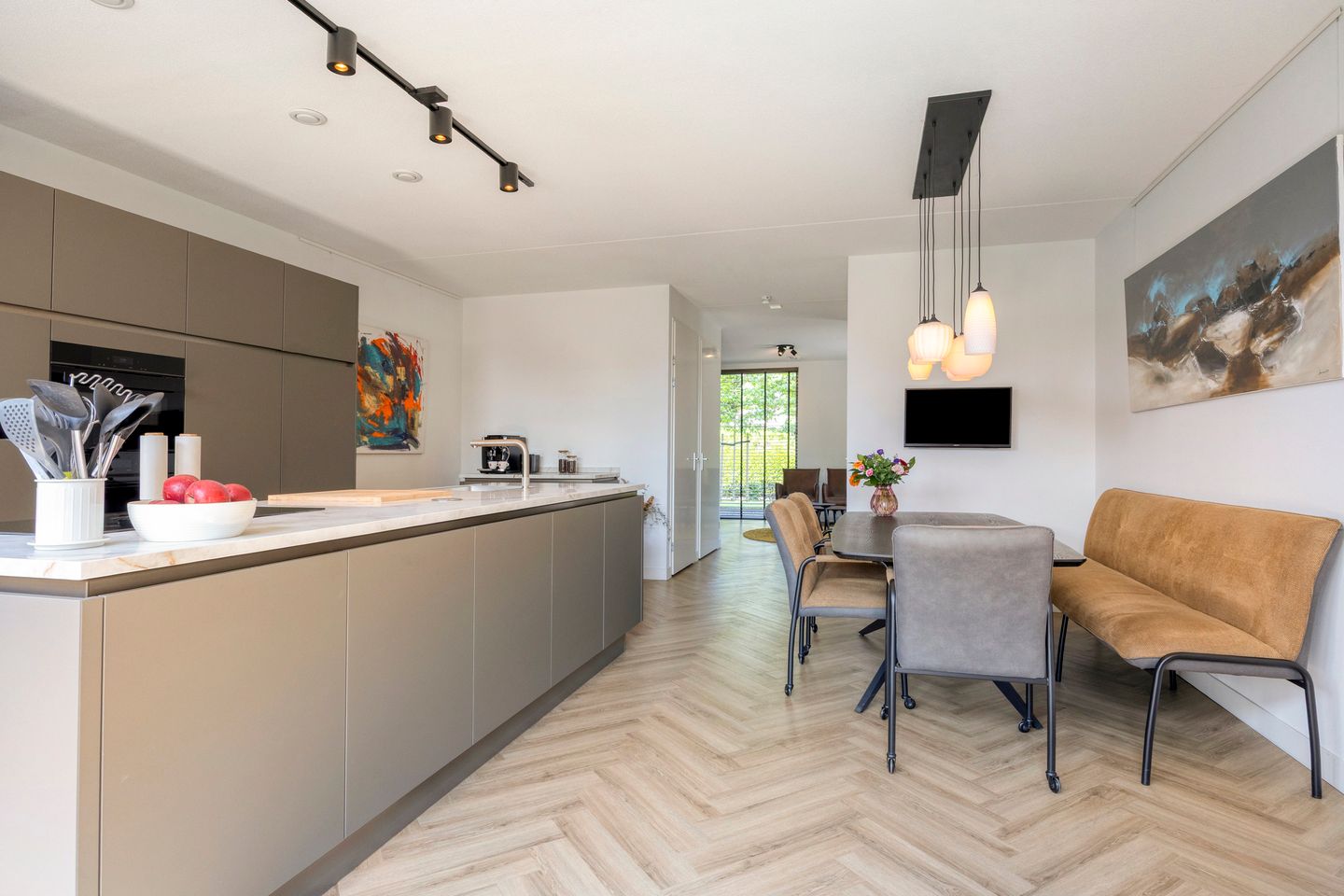 Modern Energy Efficient Semi-Detached Home in Mill with South Facing Garden — 25