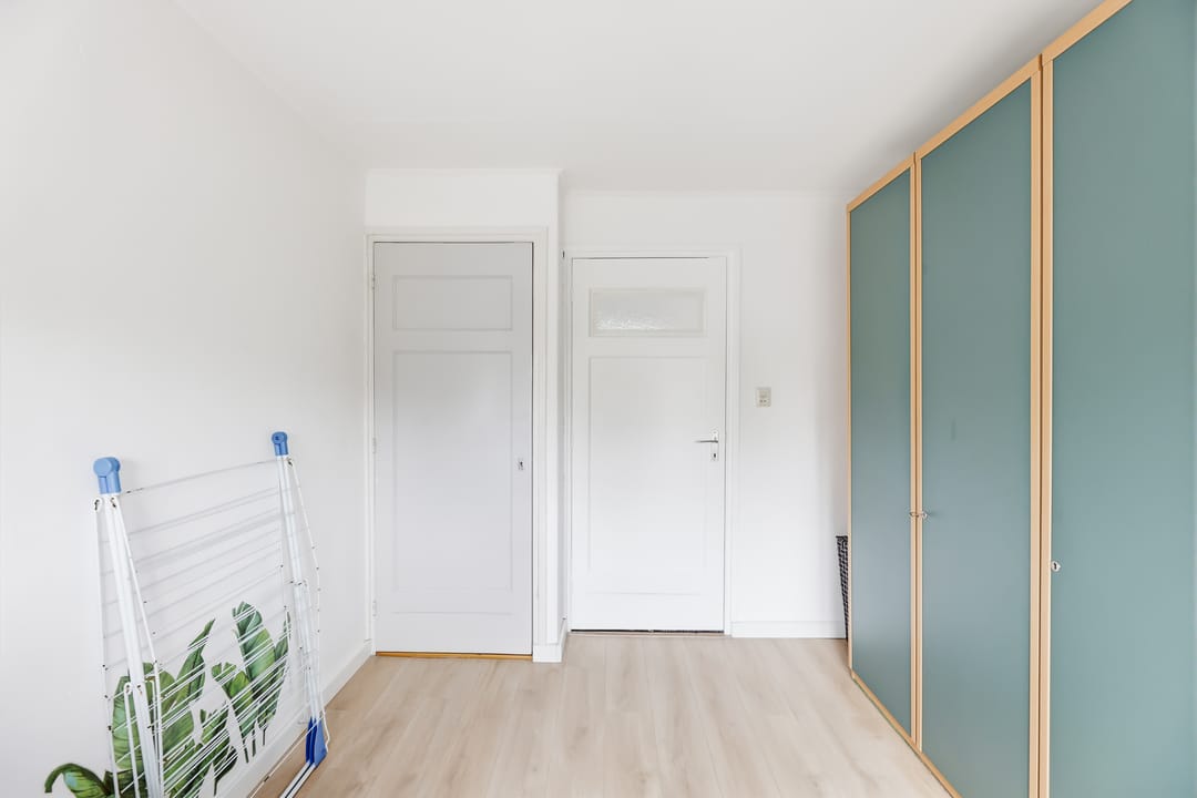 Photo 22 of Adriaen van de Vennestraat 28