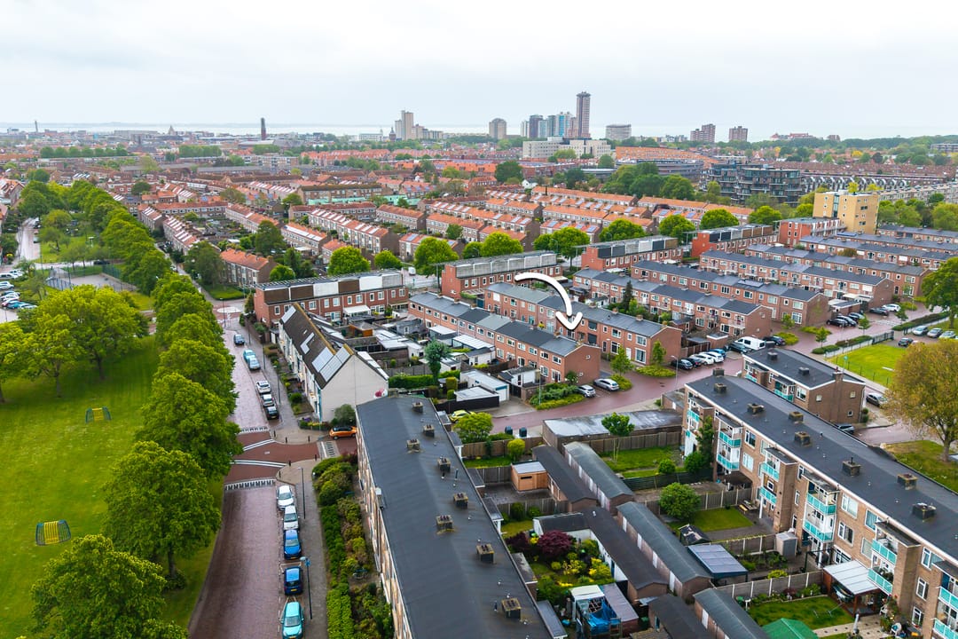 Photo 7 of Adriaen van de Vennestraat 28