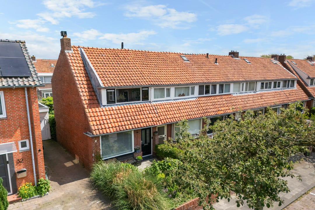 Photo 31 of d'Hondecoeterstraat 30