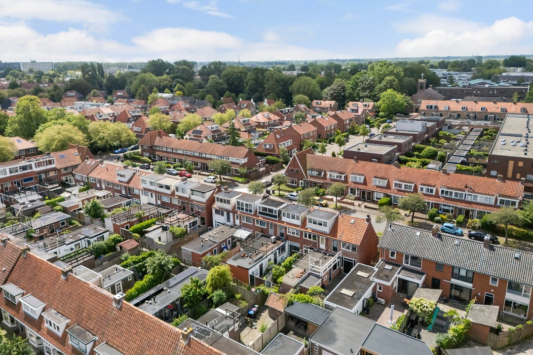 Photo 37 of d'Hondecoeterstraat 30