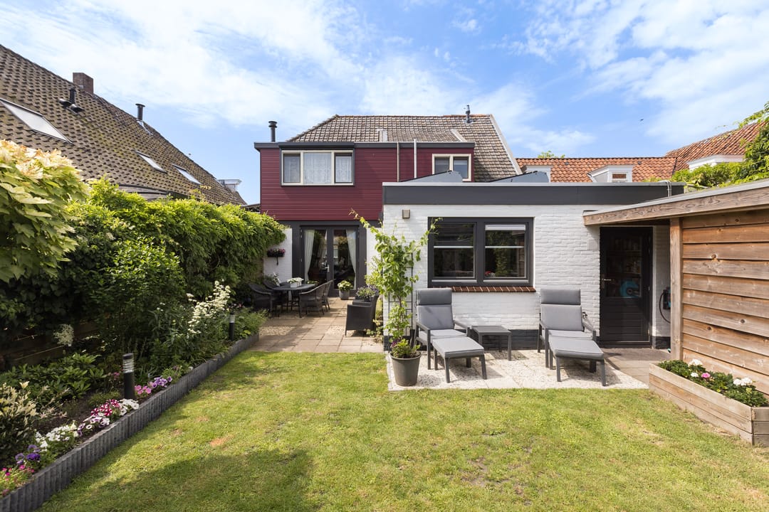 Photo 41 of Voorstraat 27
