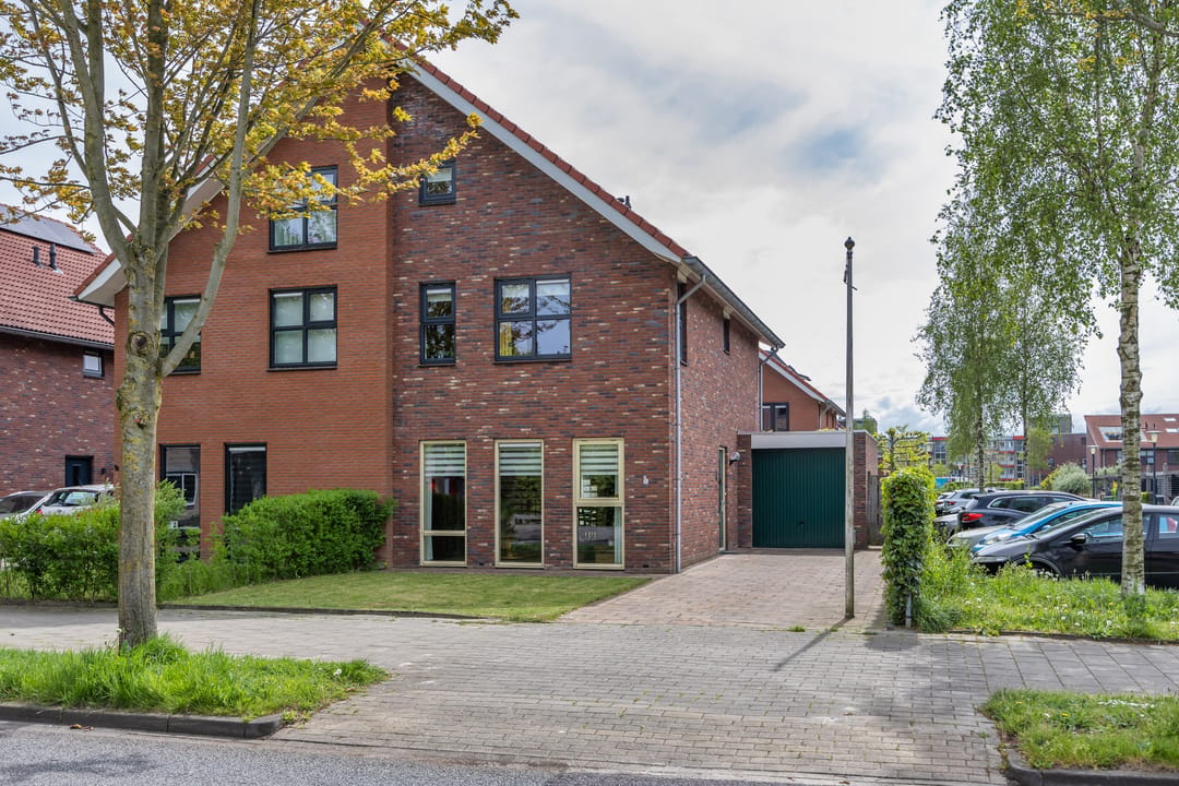 Foto 43 van Krijn van den Helmstraat 59