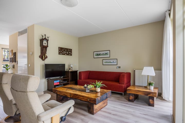 Hoekwoning te koop: Krijn van den Helmstraat 59, Leeuwarden