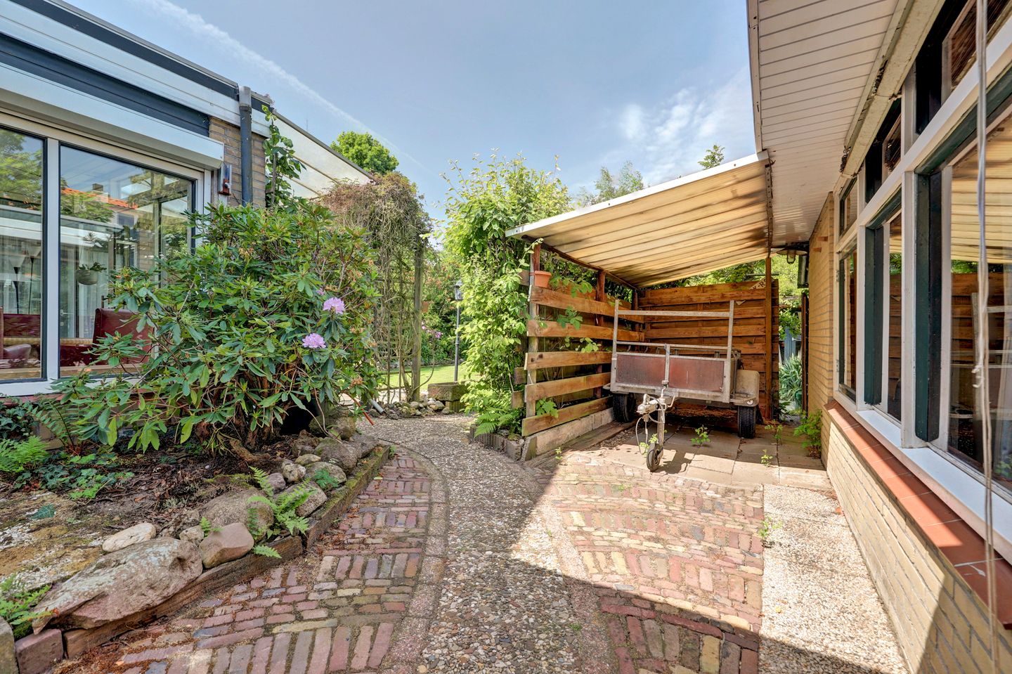 Spacious Corner Home with Exceptional Garden Privacy in Lochem — 19