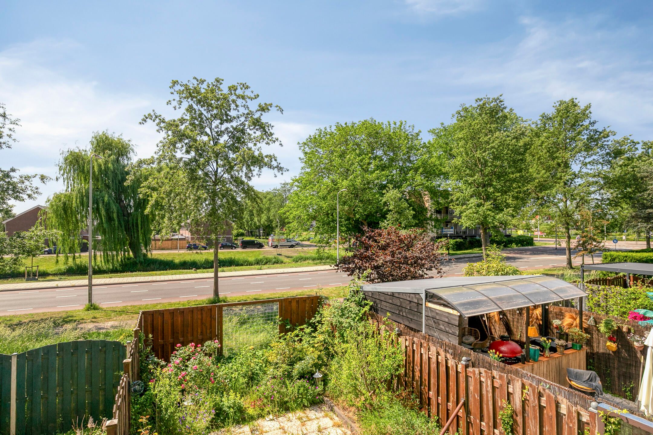 Spacious Six Room Home with Lift and South Facing Garden in Central Zoetermeer — 12