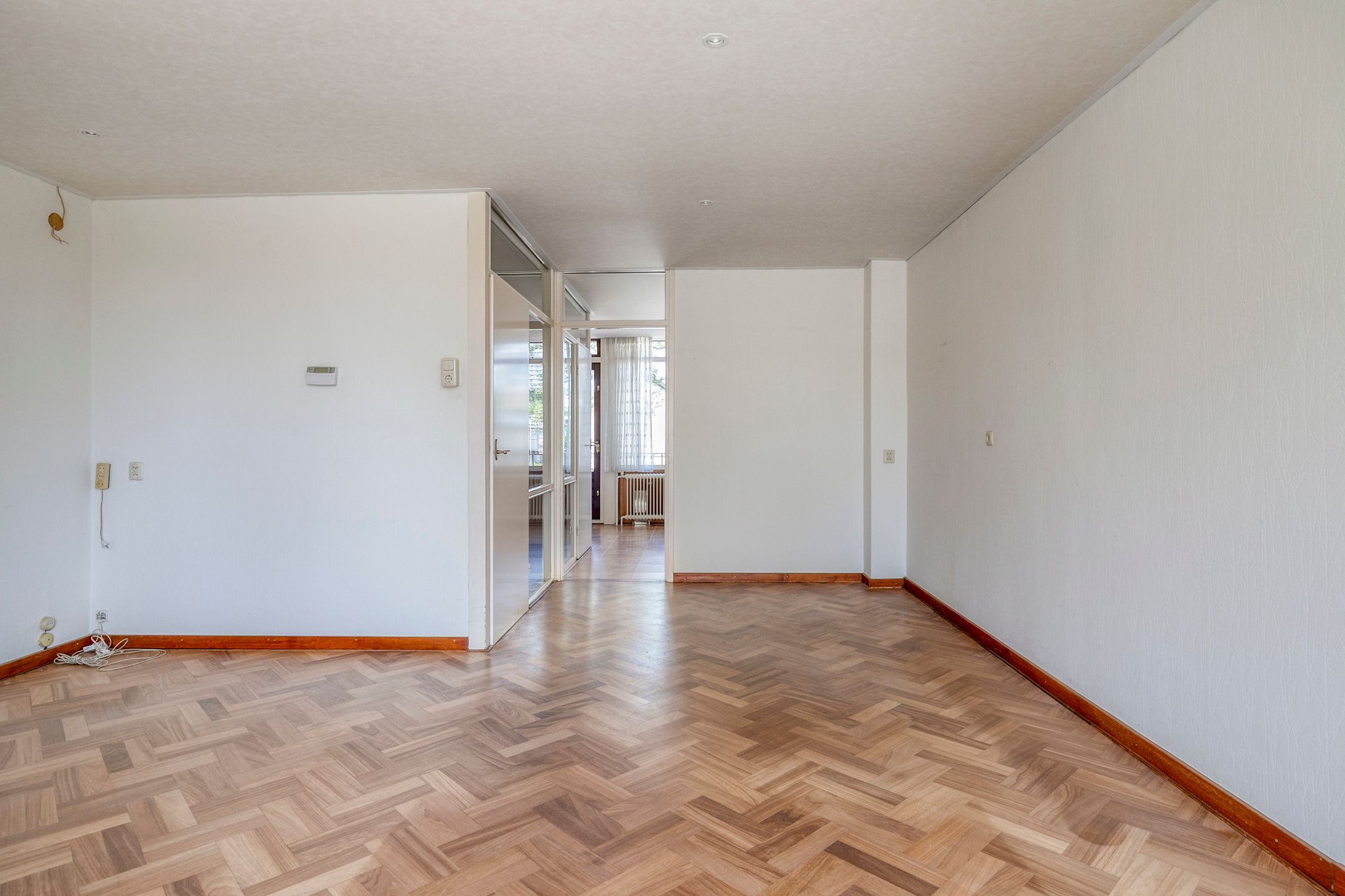 Spacious Six Room Home with Lift and South Facing Garden in Central Zoetermeer — 9
