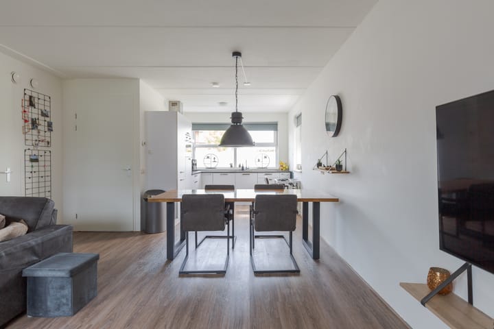 Tussenwoning te koop: Dagpauwoog 14, Wolvega