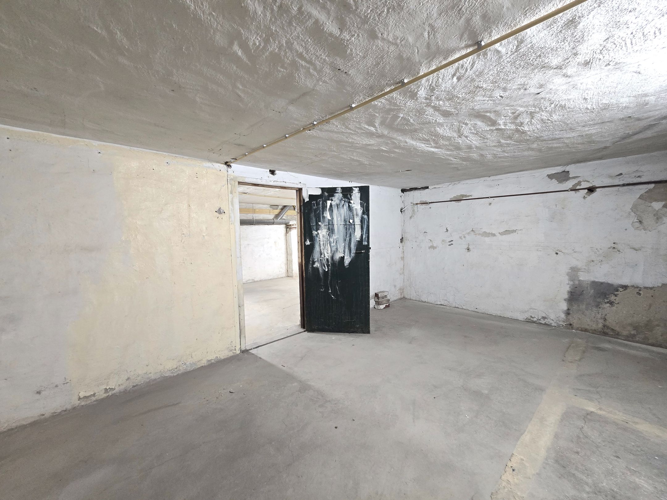 Multifunctional Property with Commercial Space and Separate Apartment in Heerlen — 36