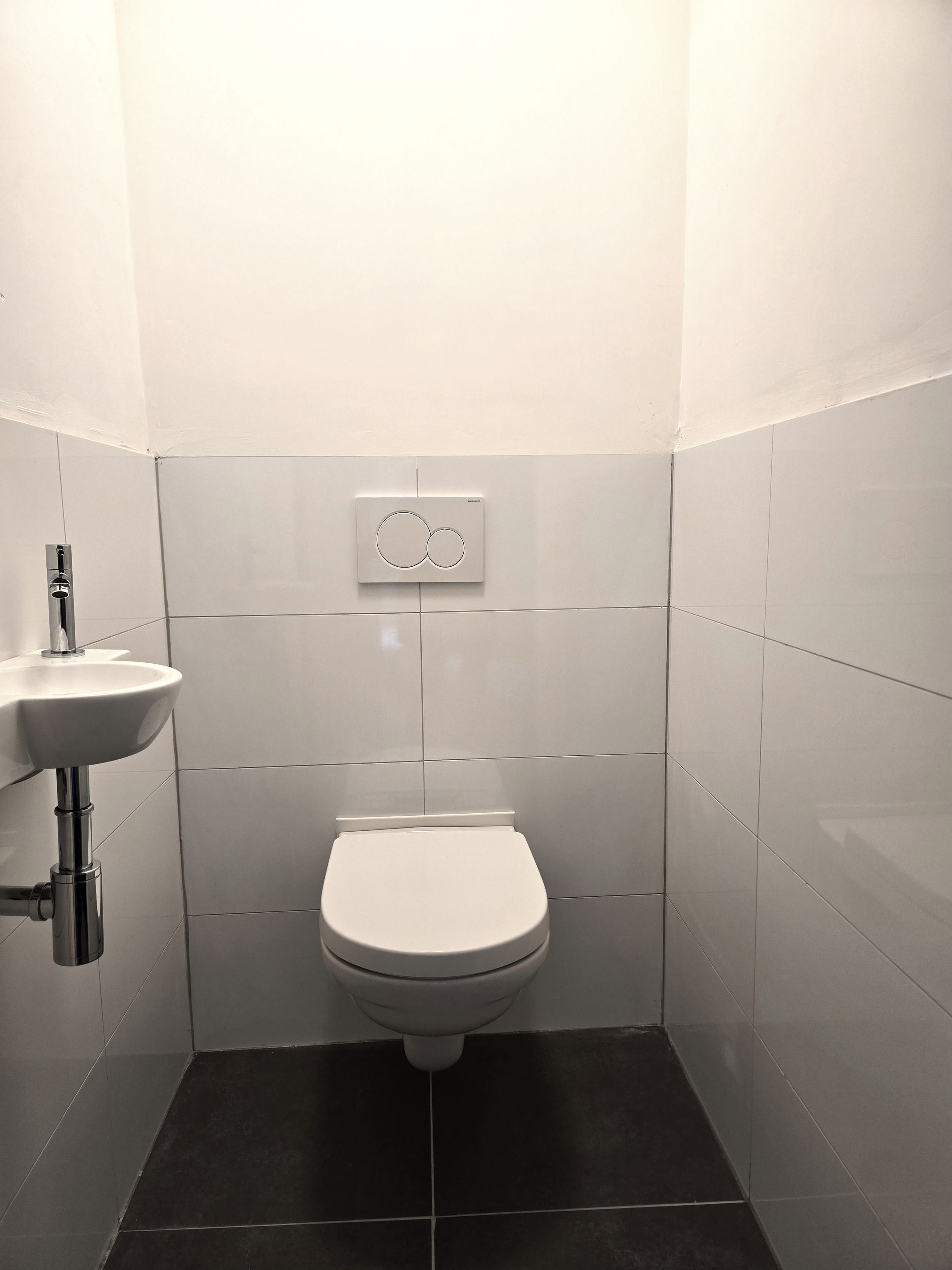 Multifunctional Property with Commercial Space and Separate Apartment in Heerlen — 15