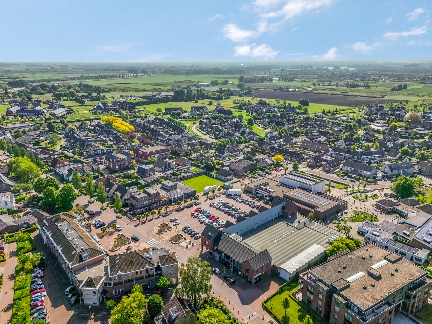 View photo 4 of Het Dorpsplein 34