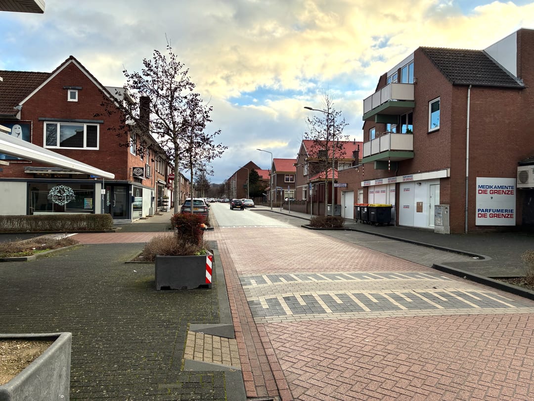 Multifunctional Property with Commercial Space and Separate Apartment in Heerlen — 43