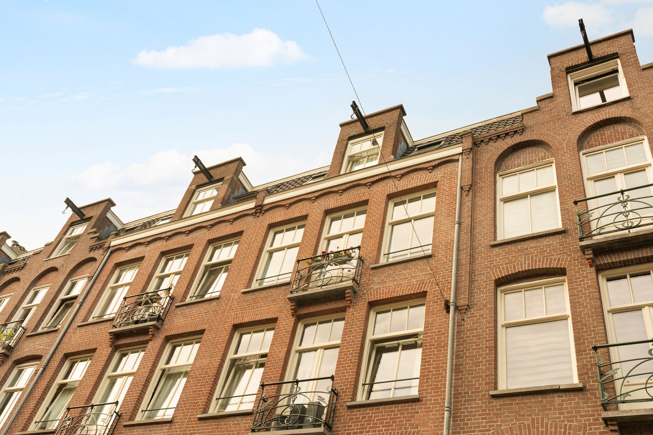 Photo 3 of Van Ostadestraat 181-3