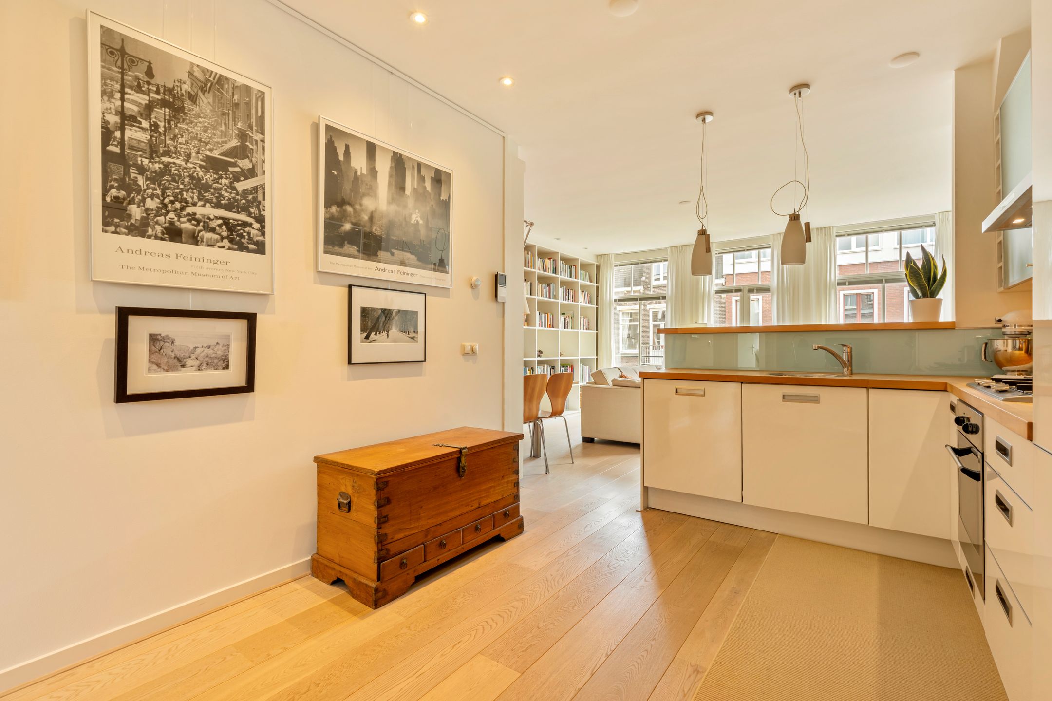 Photo 18 of Van Ostadestraat 181-3