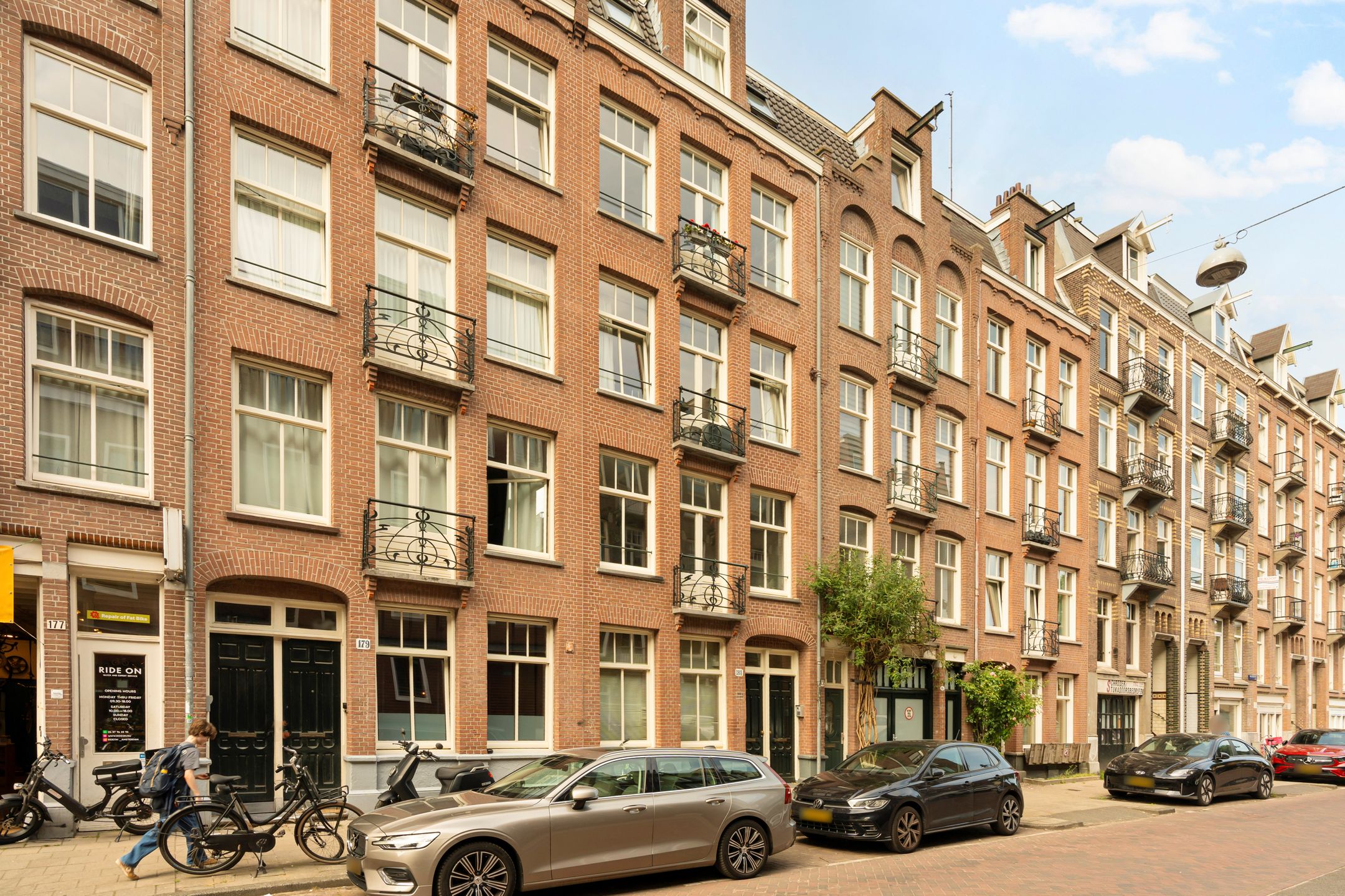Photo 36 of Van Ostadestraat 181-3