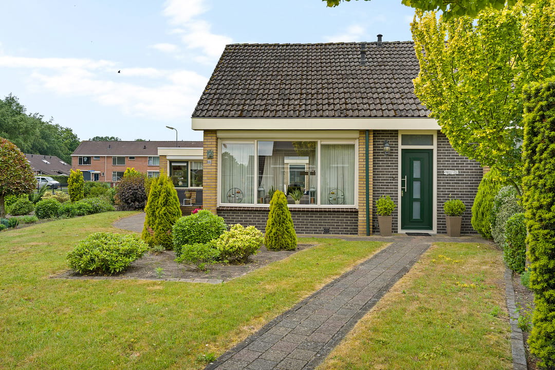 Foto 47 van Middenweg 66