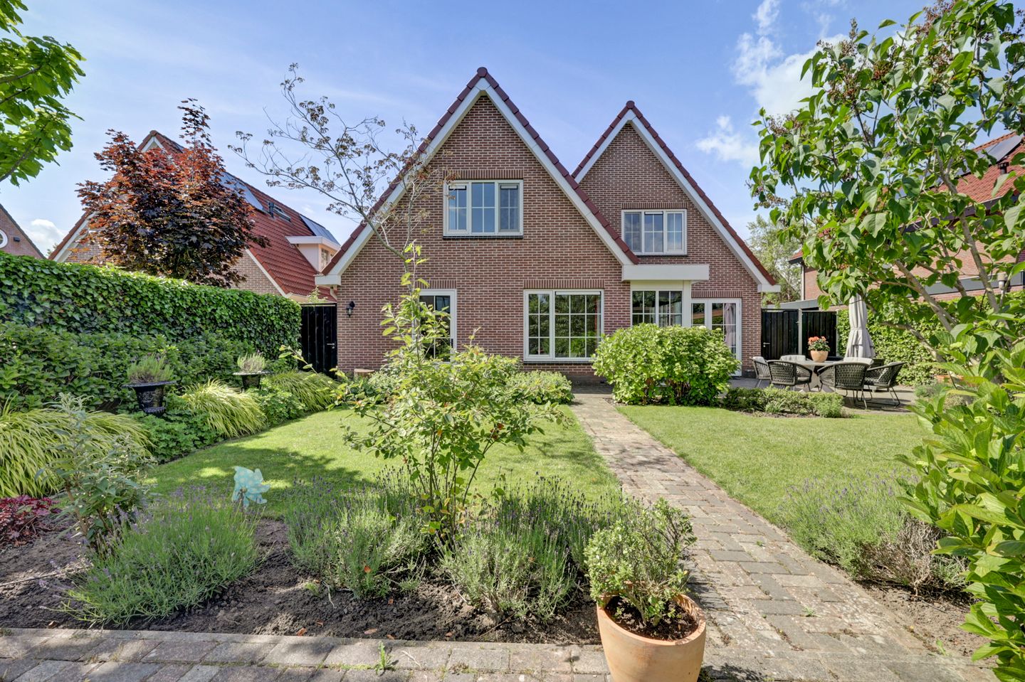 Modern Luxury Detached Villa in De Gilden, Dronten — 59