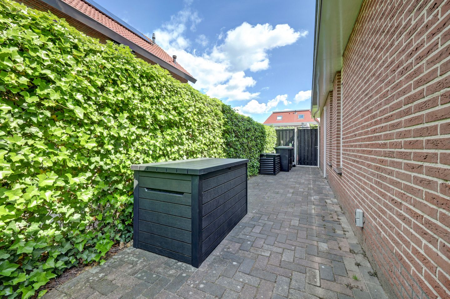 Modern Luxury Detached Villa in De Gilden, Dronten — 64