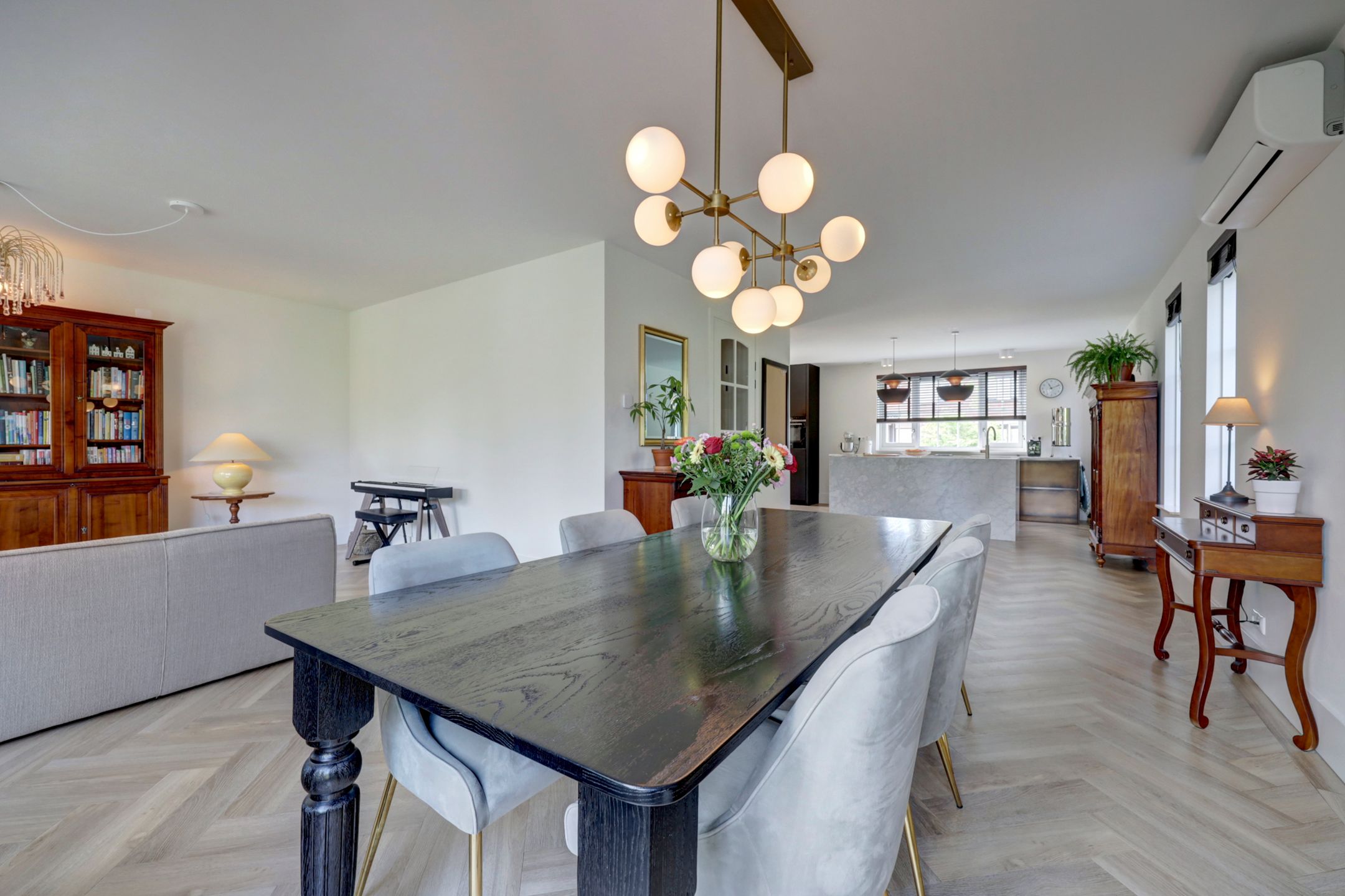 Modern Luxury Detached Villa in De Gilden, Dronten — 12