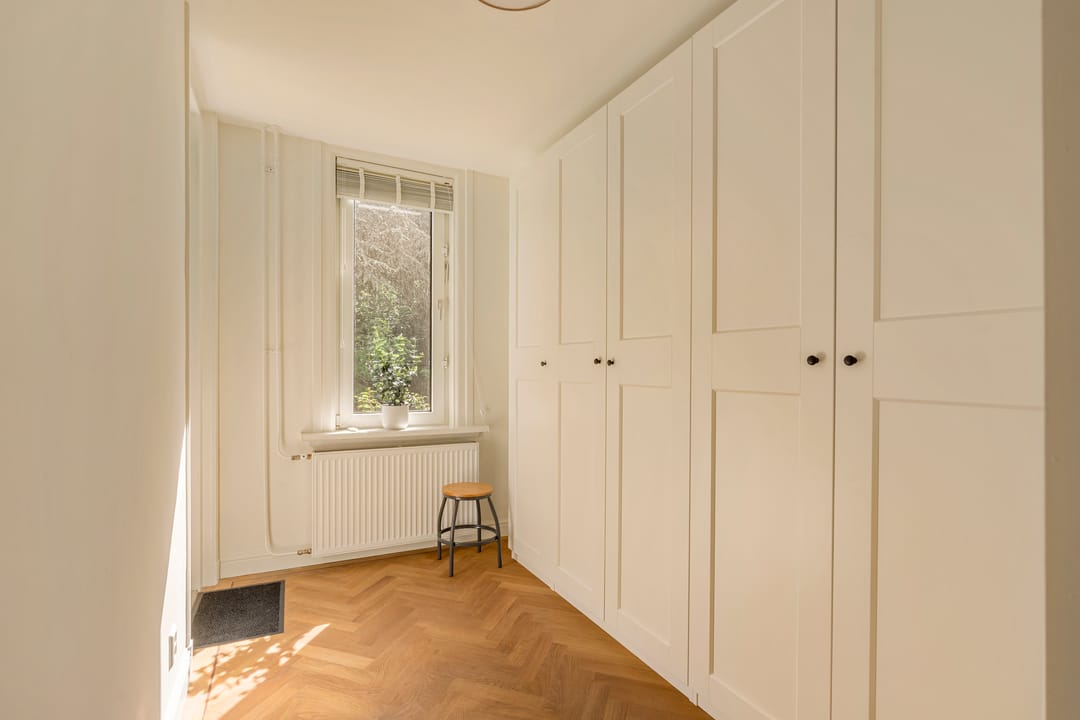 Fully Renovated Apartment in De Pijp with Versatile Extra Room — 22
