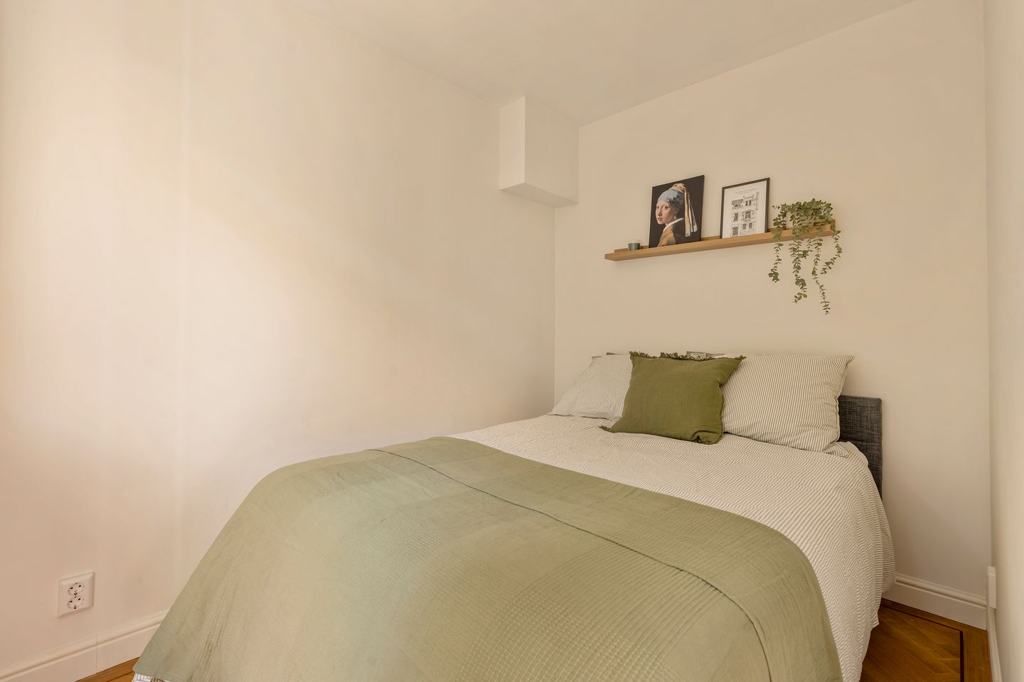 Fully Renovated Apartment in De Pijp with Versatile Extra Room — 19