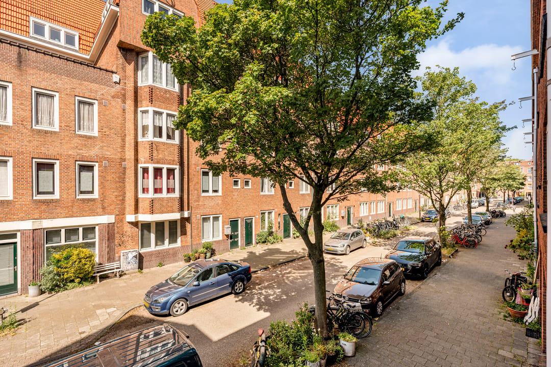 Fully Renovated Apartment in De Pijp with Versatile Extra Room — 31
