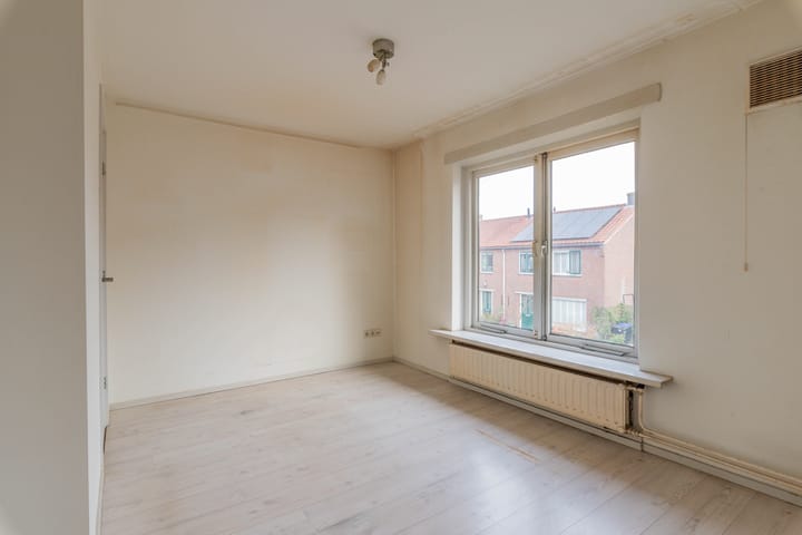 Tussenwoning te koop: Waardassackerstraat 7, Abcoude