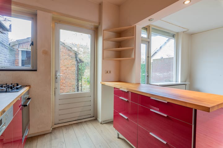 Tussenwoning te koop: Waardassackerstraat 7, Abcoude