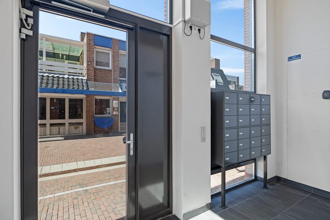 Photo 17 of Willemstraat 68