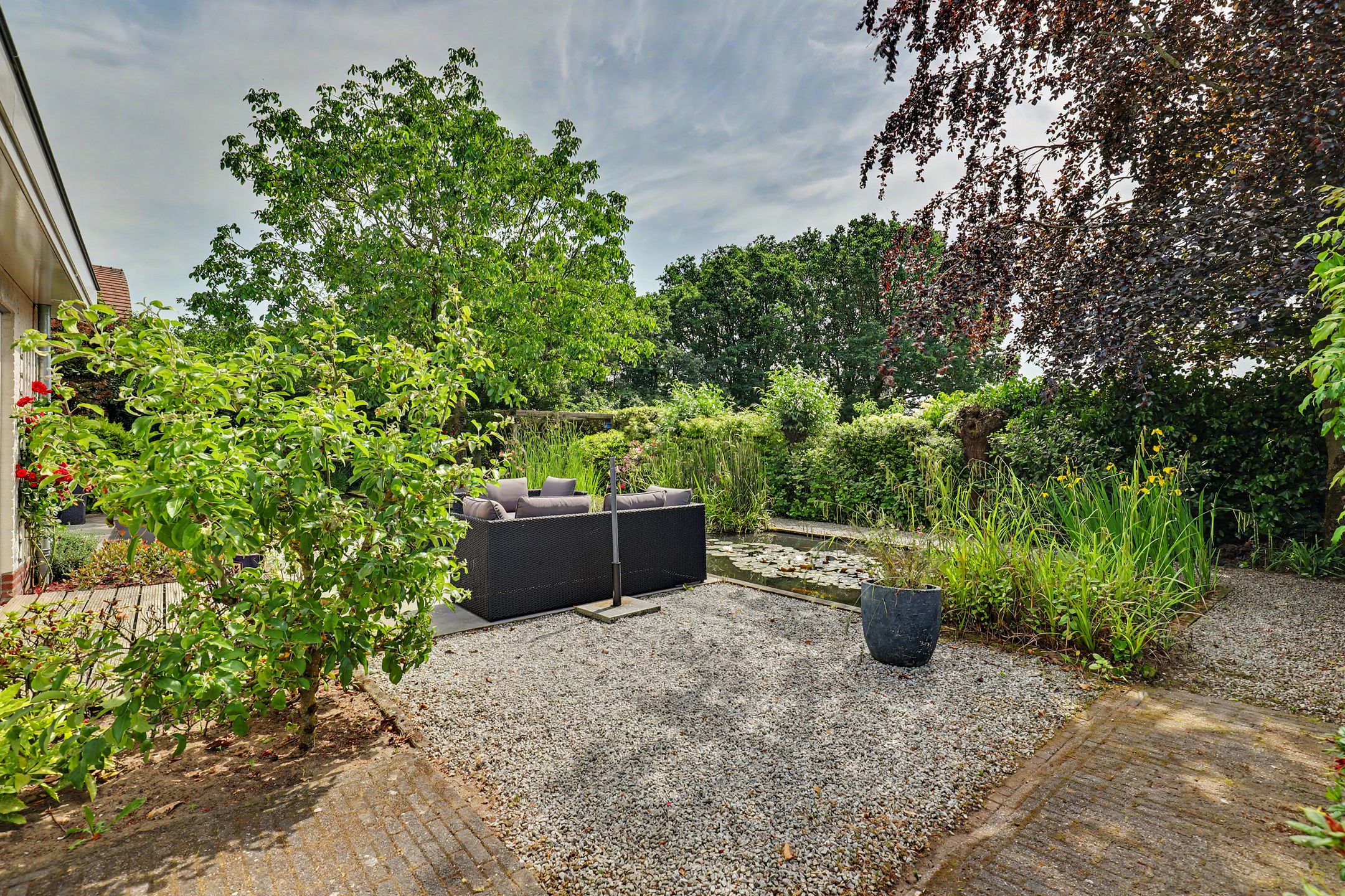 Spacious and Well-Maintained Detached Semi-Bungalow with Stunning Garden in Vlijmen — 45