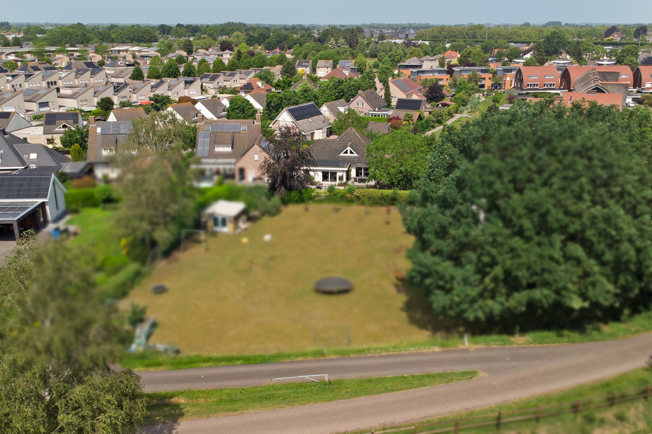 Spacious and Well-Maintained Detached Semi-Bungalow with Stunning Garden in Vlijmen — 54