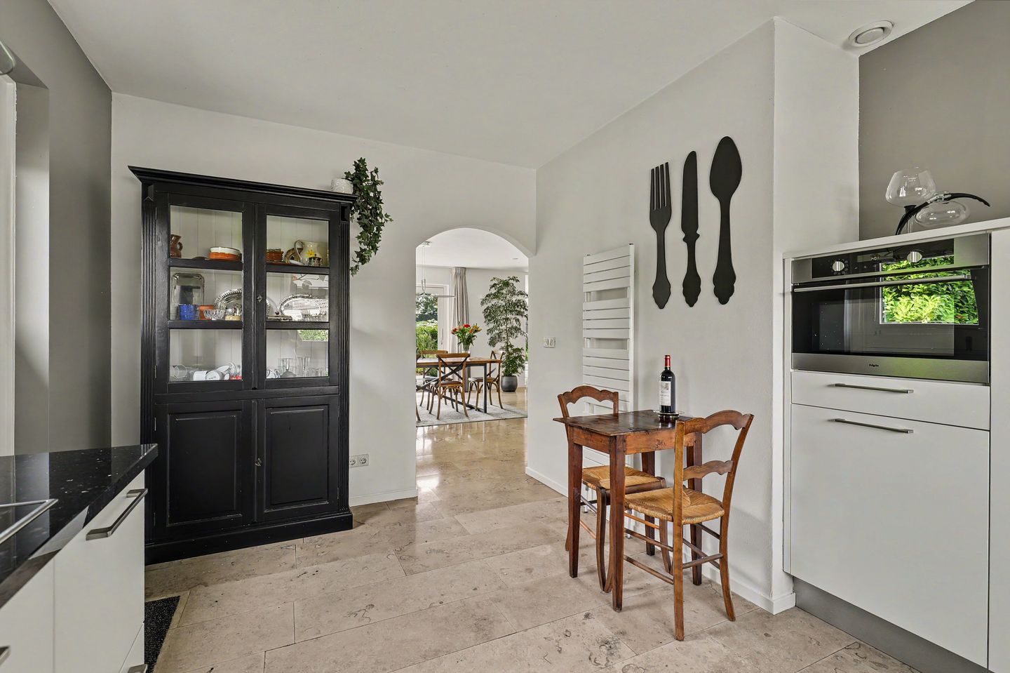 Spacious and Well-Maintained Detached Semi-Bungalow with Stunning Garden in Vlijmen — 14