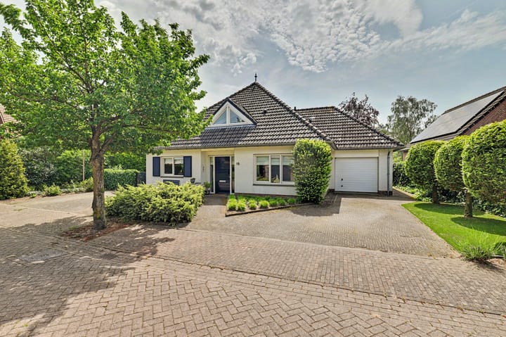 Photo 3 of Antoni Staringlaan 15